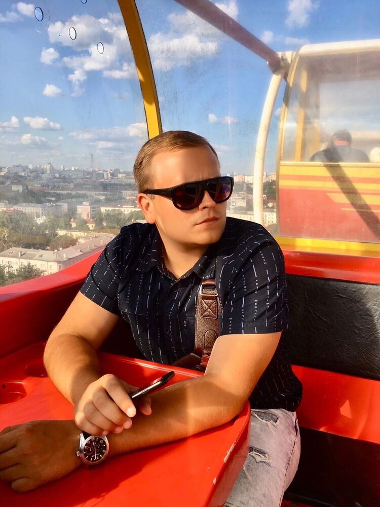 Максим, 28